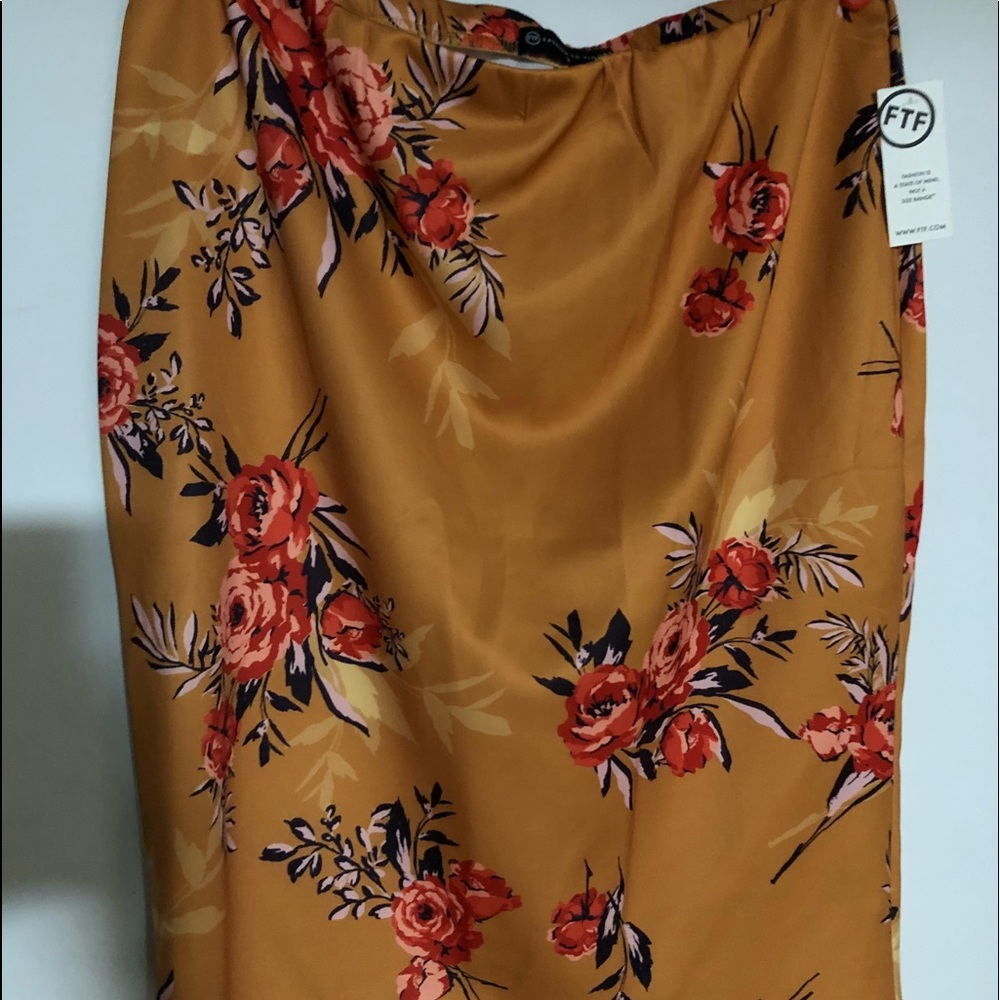 Pencil skirt